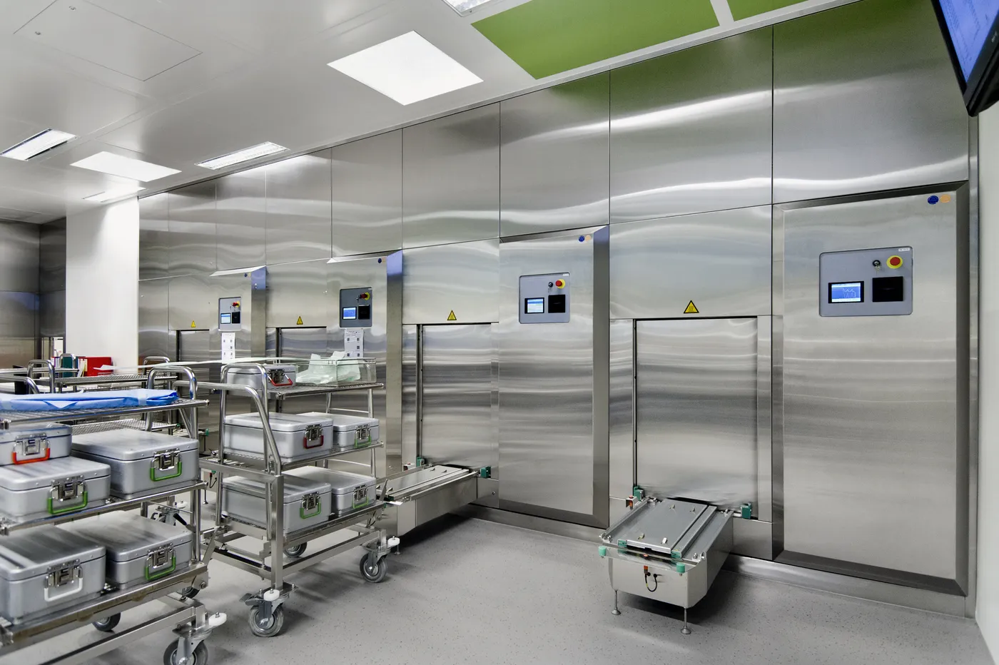 Hospital sterilisation equipment